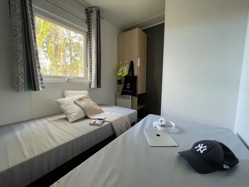 Mobil Home Premium - 35M² - Climatisation - 3 Chambres - Vaste Terrasse -