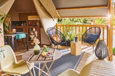 New for 2026! LODGE TENT with sanitary facilities, nature view and electric car recharging — 3