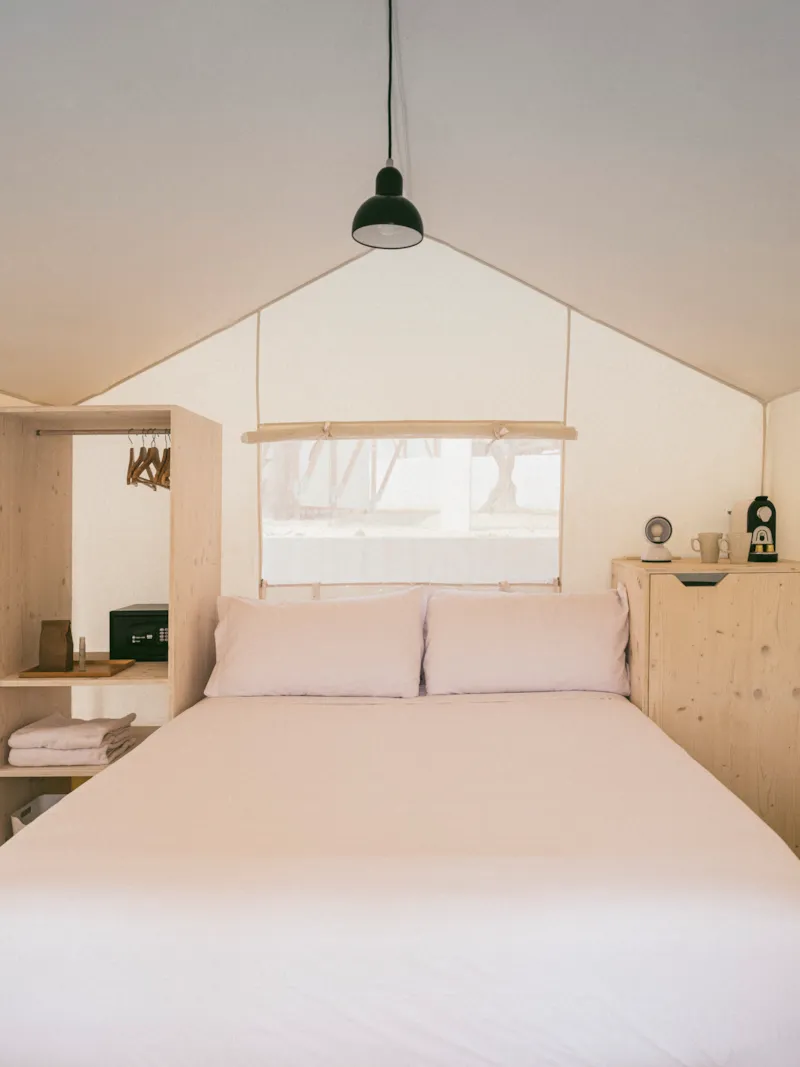 Cottage Family Tent (Sans Sanitaires Privatifs)