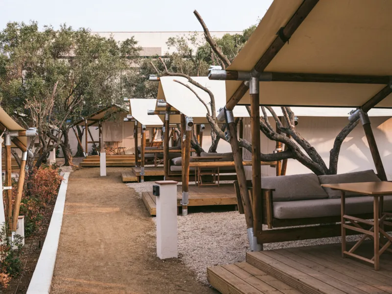 Cottage Family Tent (Sans Sanitaires Privatifs)