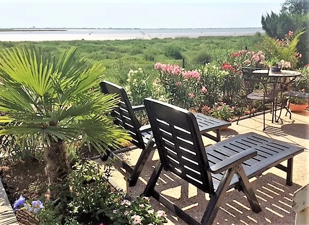 Mobil-Home N°111 - 2 Chambres - Vue Étang