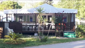 Mietunterkunft - Mobil-Home N°57 - 3 Chambres - Camping de l'Arnel
