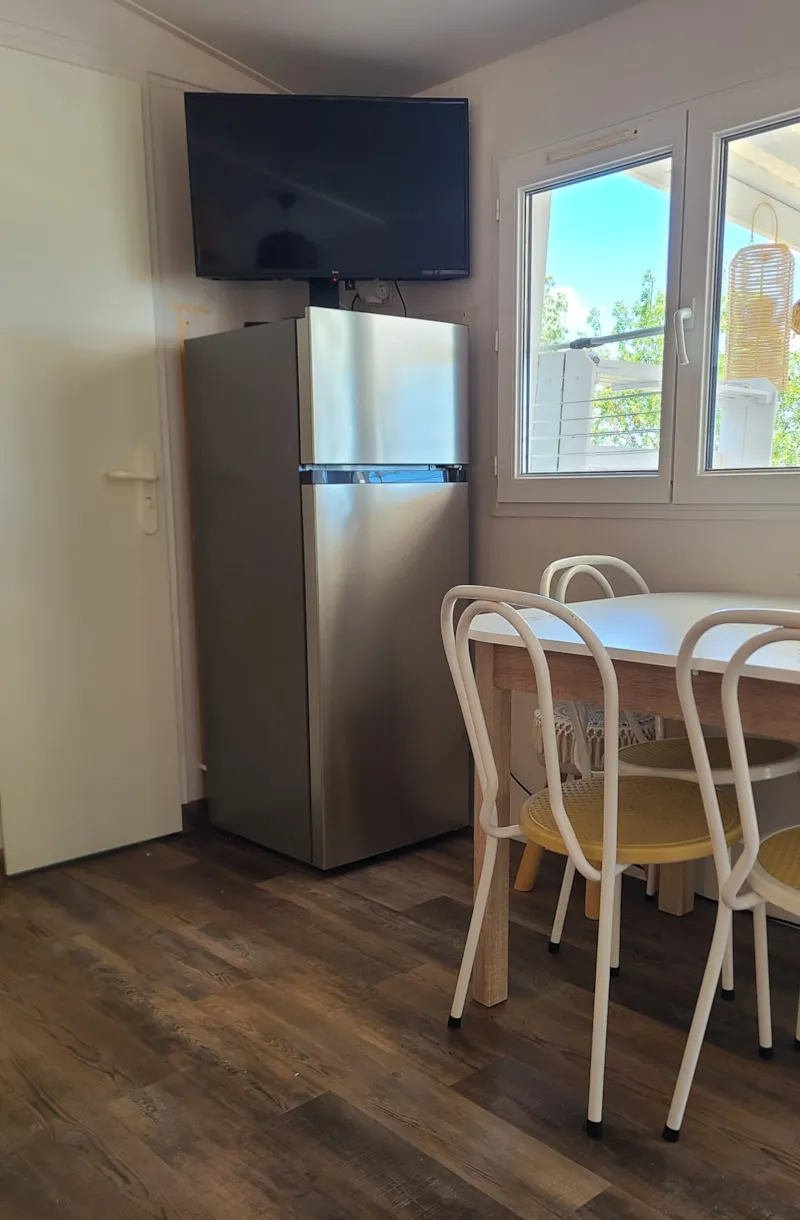 Mobil-Home N°101 - 2 Chambres - Vue Étang