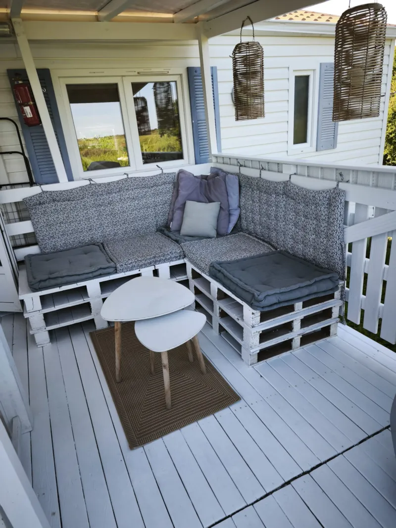 Mobil-Home N°101 - 2 Chambres - Vue Étang