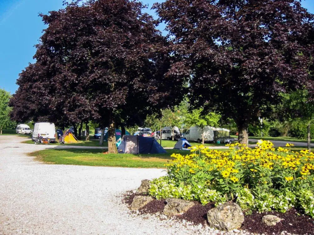Camping Municipal Les Berges du Guiers - image n°4 - Isere