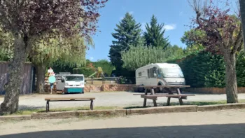 Stellplatz - Sonderpauschale Wohnmobil - Camping Belvédère de l'Obiou