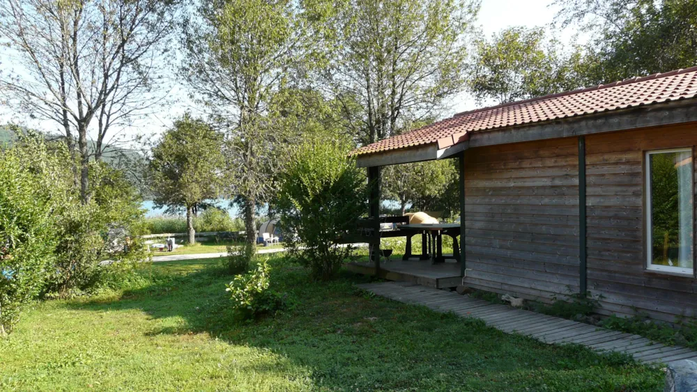 Emplacement - Forfait Nature - Emplacement Sans Électricité - Flower Camping Ser Sirant