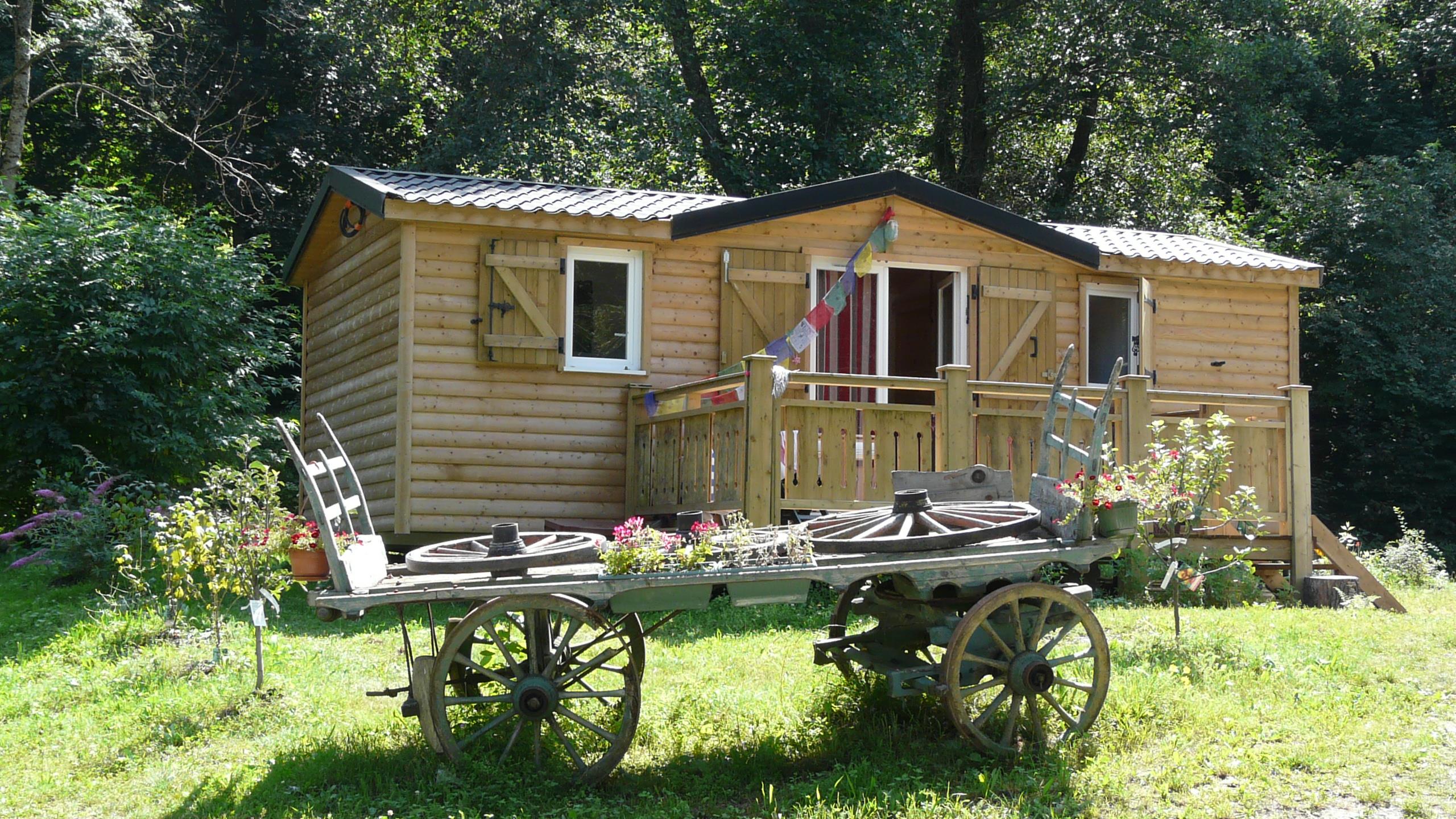 Location - Mobil Home Standard Ballario 29M² - 2 Chambres + Terrasse Couverte 10M² - Camping Ser Sirant