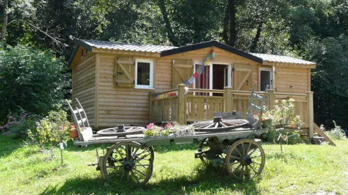 Mietunterkunft - Mobilheim Standard Ballario 29M² - 2 Schlafzimmer + Überdachte Terrasse 10M² - image n°1 - Flower Camping Ser Sirant