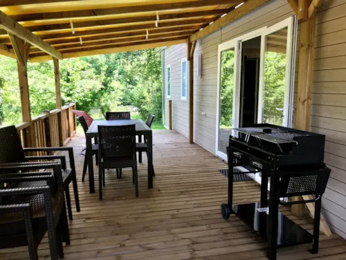 Location - Mobile Home Premium 38.60M²  -3 Chambres - 2 Sdb + 2Wc + Terrasse Semi-Couverte + Clim +Lv - image n°2 - Flower Camping Ser Sirant