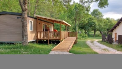 Mobile-home Life Confort PMR 32m² - 2 bedrooms + sheltered terrace 18m² + 2 TV