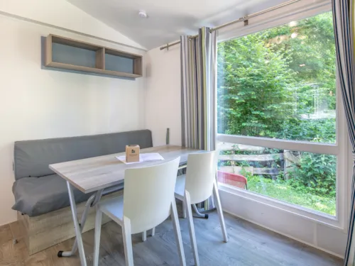 Huuraccommodatie(s) - Stacaravan Premium Loggia 26 M² 2 Slaapkamers + Overdekt Terras 9 M² + Tv + Airconditioning - image n°2 - Flower Camping Ser Sirant