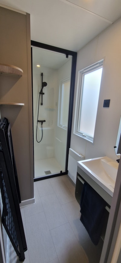 Mobile Home for 4–5 People