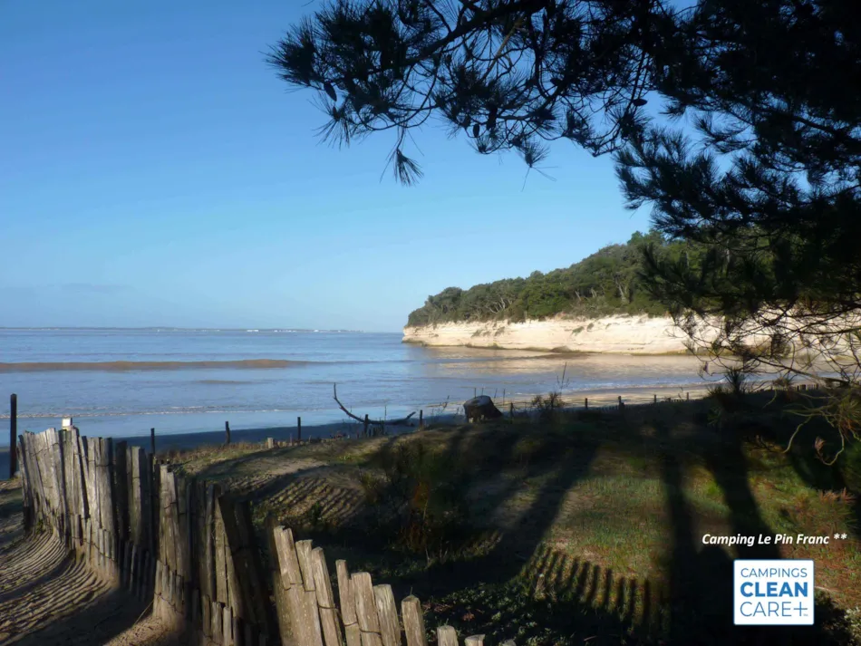 Camping le Pin Franc