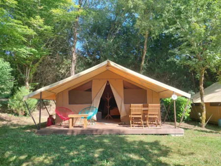 Huuraccommodatie(s) - Tent Safari 25M² + Terras 10M² Zonder Privé Sanitair (12) - Camping Eau Naturelle