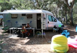 Kampeerplaats(en) - Standplaats Camper - - Camping U Pinarellu