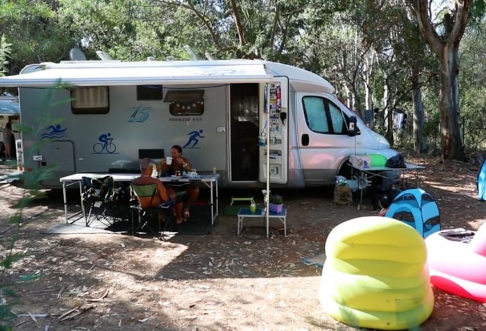 Emplacement Camping-Car -