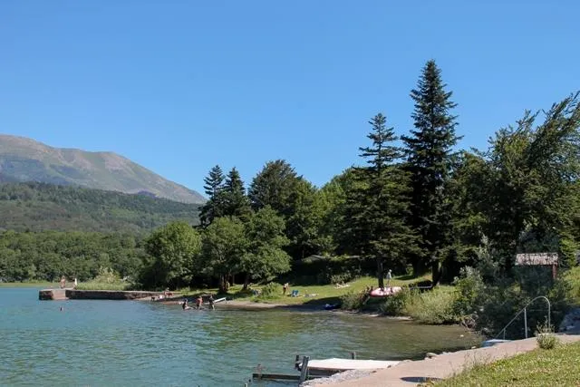 Camping Au Pré Du Lac