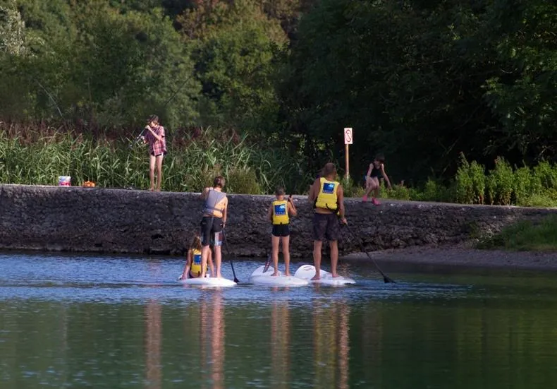 Camping Au Pré Du Lac