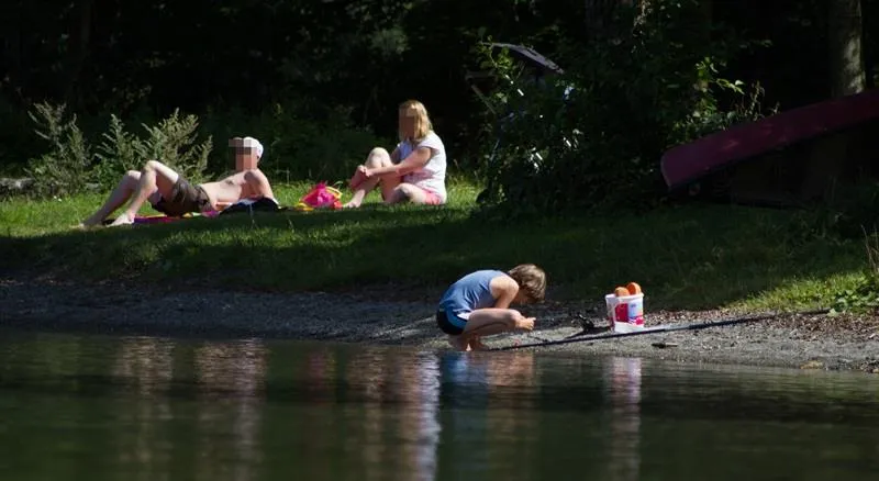 Camping Au Pré Du Lac