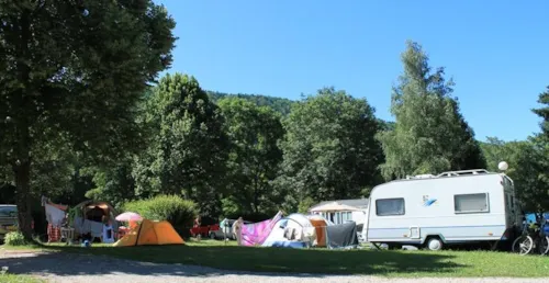 Emplacement - Emplacement - image n°7 - Camping Au Pré Du Lac