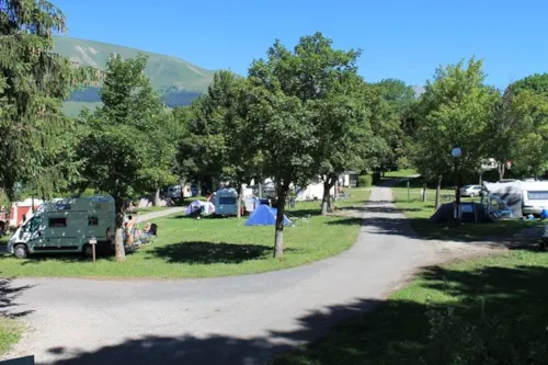 Emplacement - Emplacement - image n°8 - Camping Au Pré Du Lac