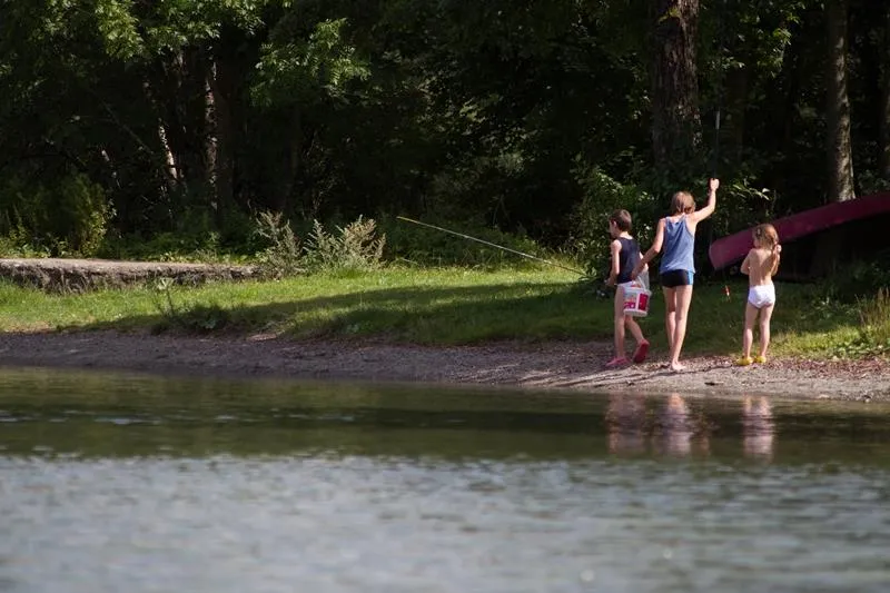 Camping Au Pré Du Lac