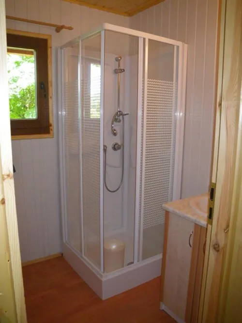 Accommodation - Chalet 2 Rooms 35 M² - image n°3 - Camping Au Pré Du Lac