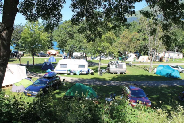 Camping Au Pré Du Lac