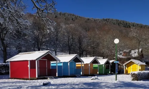 Location - Hutte Petit Chalet De 14 M² Sans Sanitaire - image n°7 - Camping Au Pré Du Lac