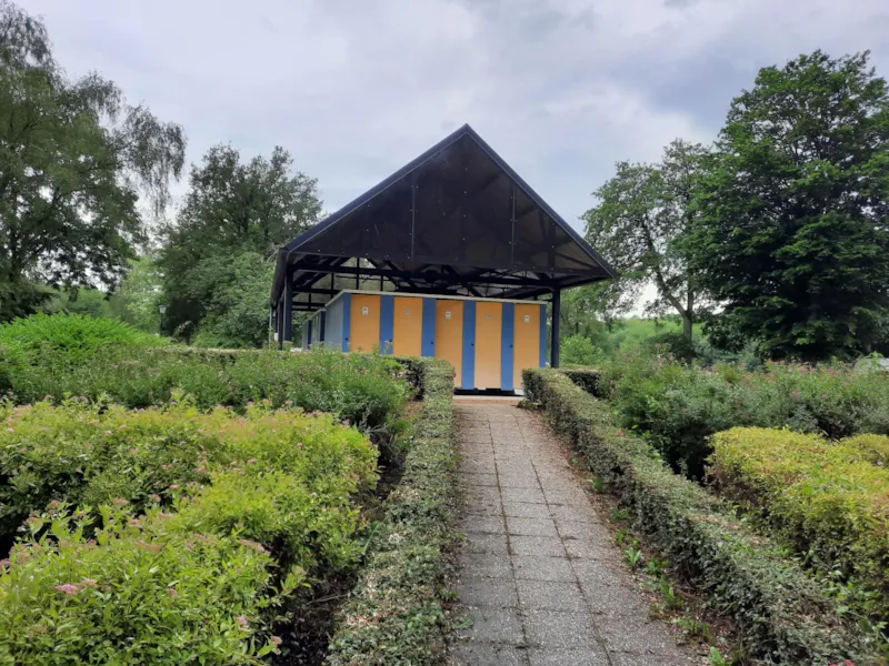 Forfait Camping (Emplacement, 2 Personnes, 1 Véhicule)