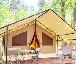 Location - Tente Ponza - Sans Sanitaires - Camping Onlycamp Les Halles