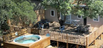 Mietunterkunft - Bonifacio Mobil Home Climatisé Inclus Bain De Détente - Camping Porto Vecchio
