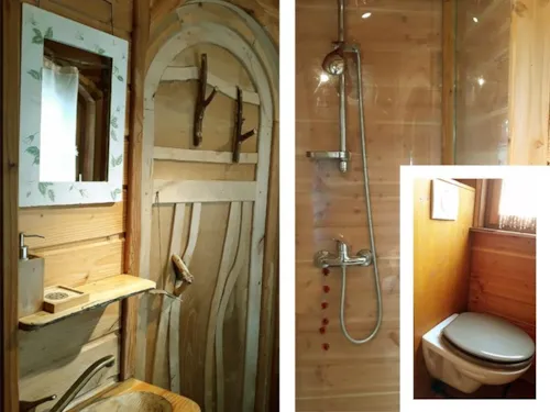 Location - Roulotte Rouge Fougères - image n°8 - Camping Les 7 Laux