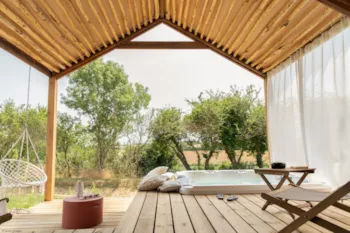 Huuraccommodatie(s) - Lodge Suite Et Spa - Bohème - Damona Lodges