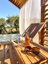 Foto #19 van Damona Lodges