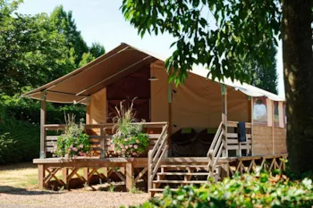 Mietunterkunft - Zeltbungalow Lodge - 2 Schlafzimmer - - Camping Les Portes du Perche