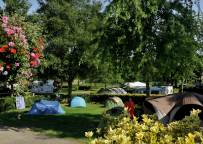Pitch + 1 car or motor home -