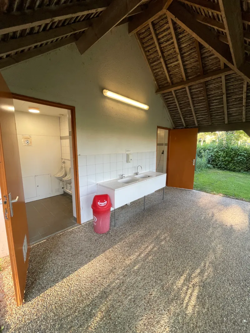 Emplacement Tente / Caravane Comprenant 1 Véhicule