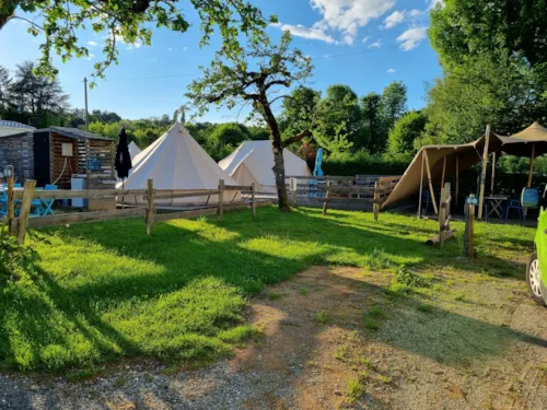 Stellplatz - Zeltplatz - image n°1 - Camping Le Hameau des Pêcheurs