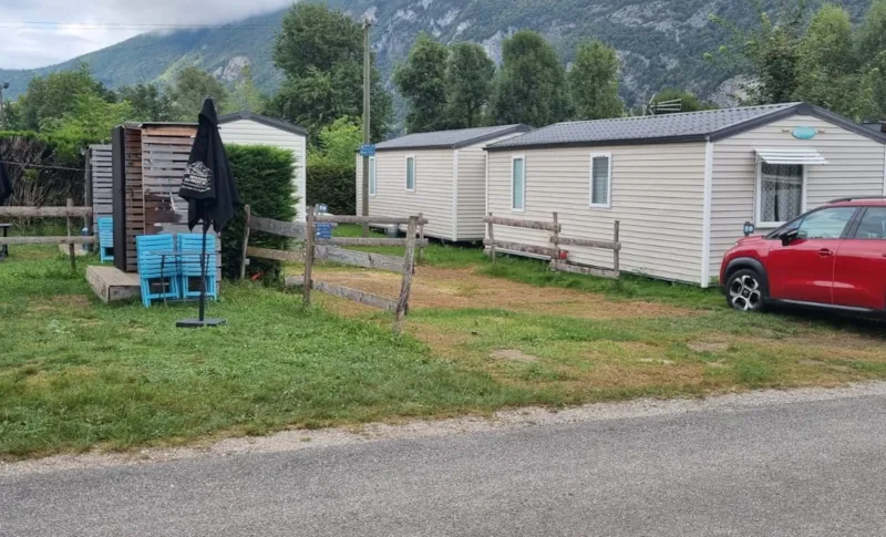 Emplacement : Tente, Van Ou Camping-Car