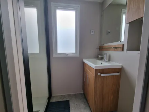 Location - Mobil-Home Tazawa - 3 Chambres - Climatisé - image n°9 - Camping Le Hameau des Pêcheurs