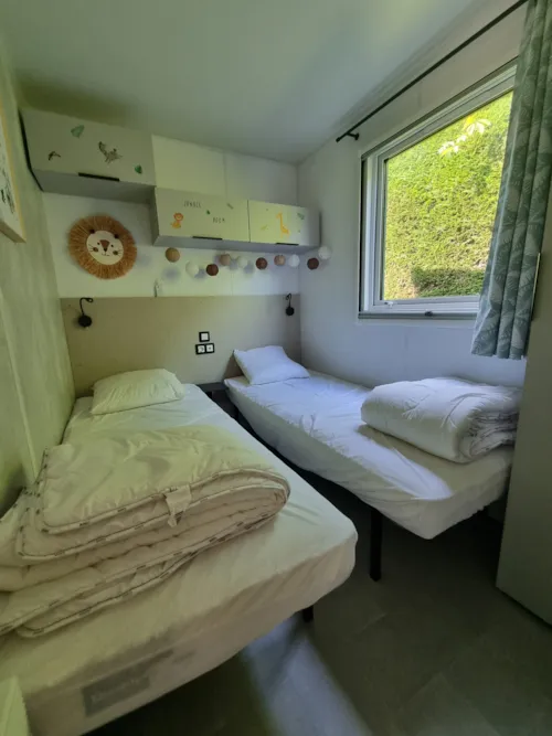 Accommodation - Mobile-Home Guatape - 3 Bedrooms - image n°9 - Camping Le Hameau des Pêcheurs