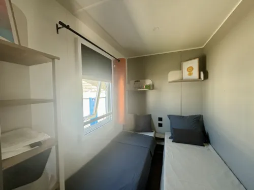 Accommodation - Mobile Home Laguna Colorada - 2 Bedrooms - image n°6 - Camping Le Hameau des Pêcheurs