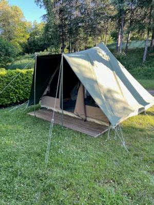 Locatif - Hiker/Cycler Tent - without toilet blocks - No coocking  - - Camping Côté Vercors