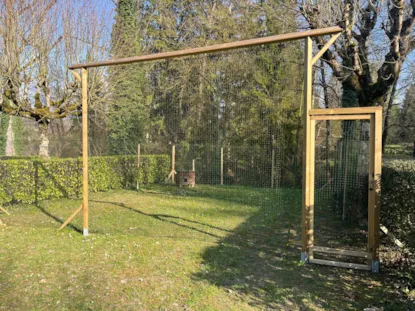 Il Mio Gatto In Campeggio - Il Giardino