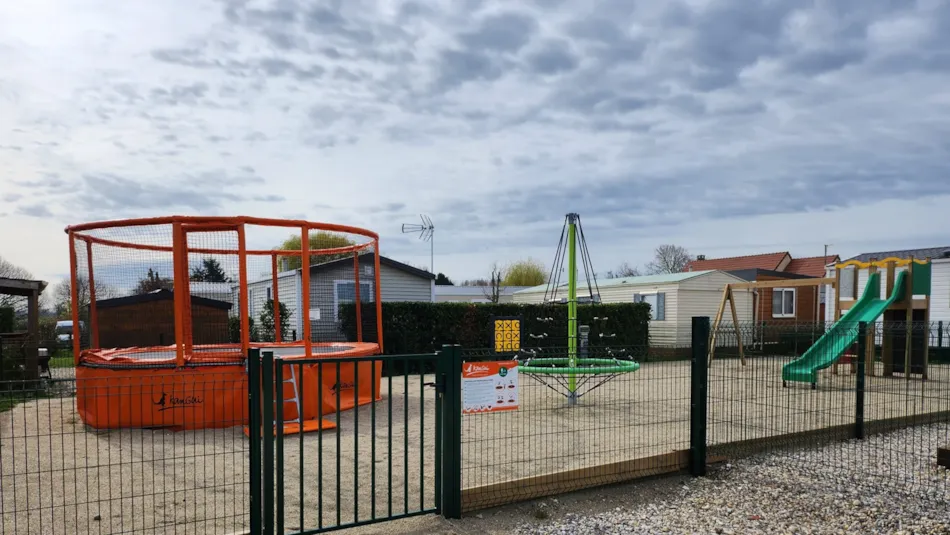  Camping Le Clos de Savoye 