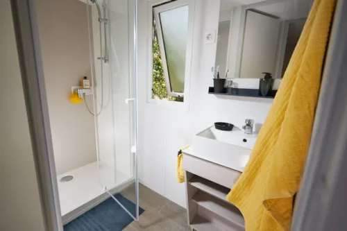 Mietunterkunft - Mobilheim Ciela Privilège - 2 Schlafzimmer - 2 Bäder - Geschirrspüler, Grill - image n°6 - Camping Le Bontemps