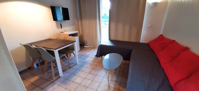 1-Bedroom Apartment