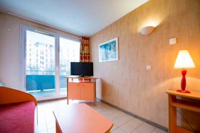 1-Bedroom Apartment